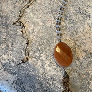 Elegant Gold and Brown Pendant Necklace